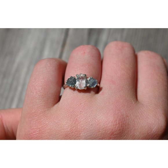 Montana sapphire ring, alternative engagement rings size 3 4 5 6 7 8 9 1… - Picture 2 of 6